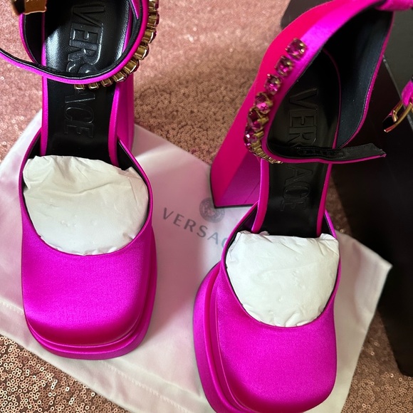 Versace Sandals Sz 8 Pink. Authentic Aevitas Medusa Crystal Ankle-Strap Platform - Picture 9 of 17